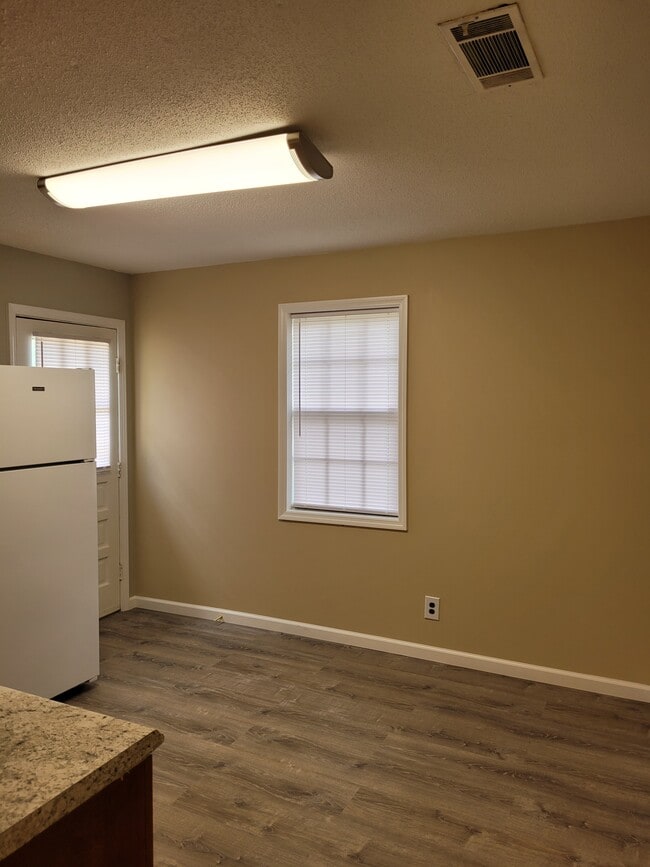 Photo - 390 Greer Dr Unit 392
