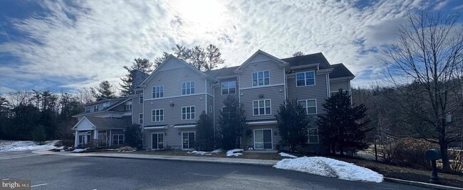 Building Photo - 6375 Chambersburg Rd