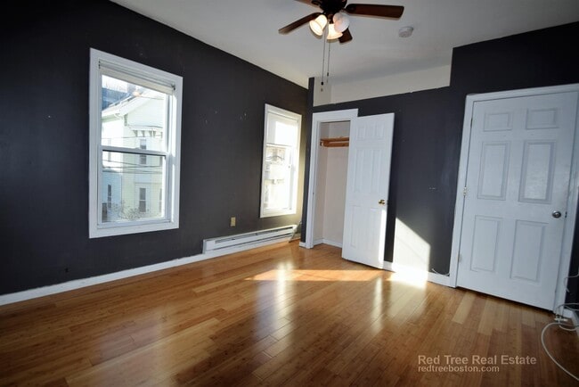 Photo - 74 Mozart St Unit 2