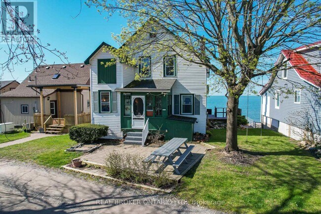 Photo - 11611 Beach Road West