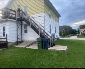 Photo - 420 Manitowoc St Unit 420b