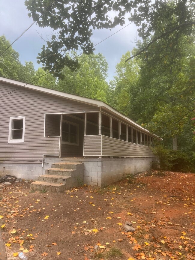 Building Photo - 3736 E Burke Blvd