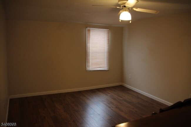 Photo - 31 Ringwood Ln