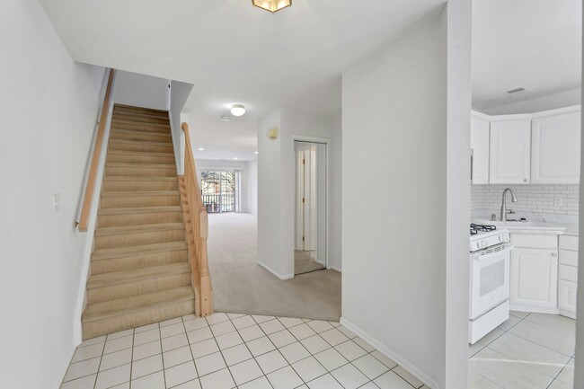 Photo - 2198 Kent Ct