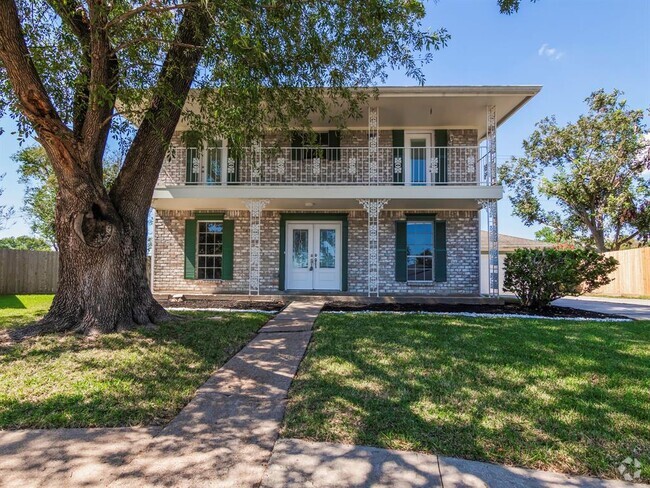 Building Photo - 15494 Peermont St Rental