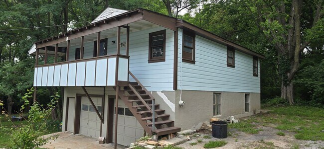Photo - 2 properties on 2+ acres in south east springfield