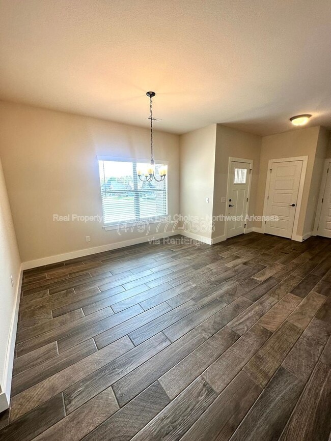 Photo - 3600 SW Brittany Rd