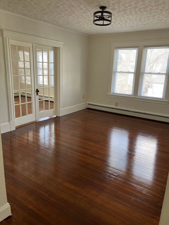 Photo - 49 Middlesex St