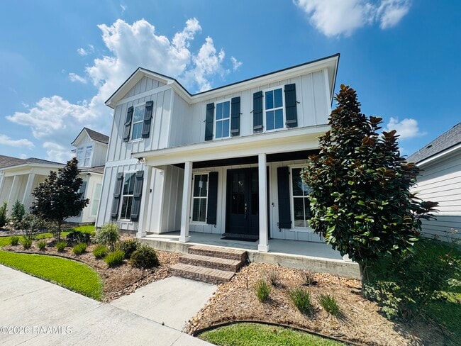 Building Photo - 113 Oak Village Dr