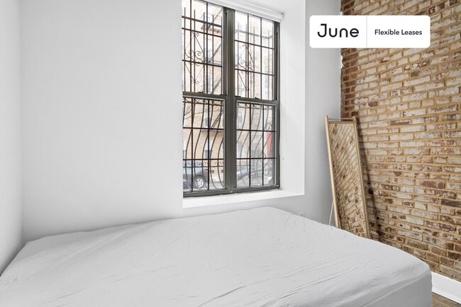 Photo - Contemporary ROOM at The Clark House Unit 1