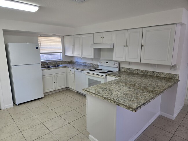 Photo - 2749 17th St