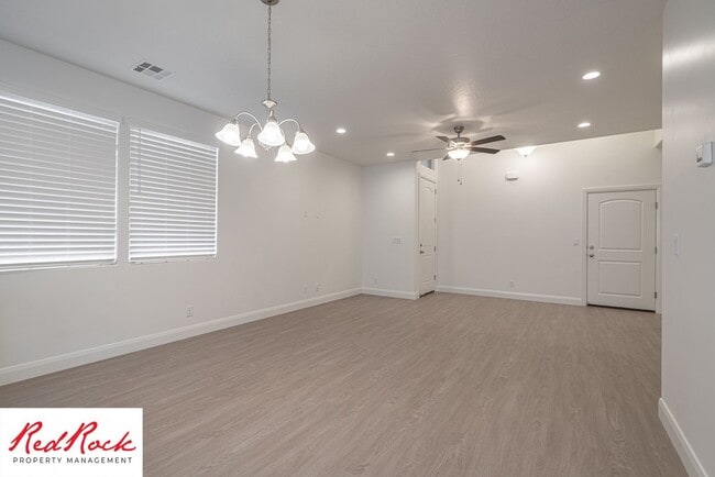 Photo - LIMITED TIME OFFER: 3 Bedroom, 2 Bath.  Fr...