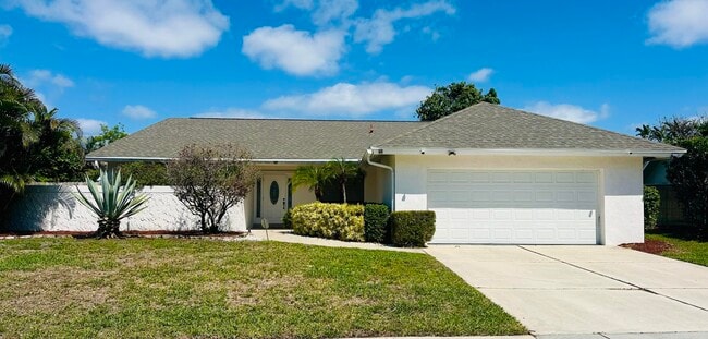 Photo - 17768 Maplewood Dr