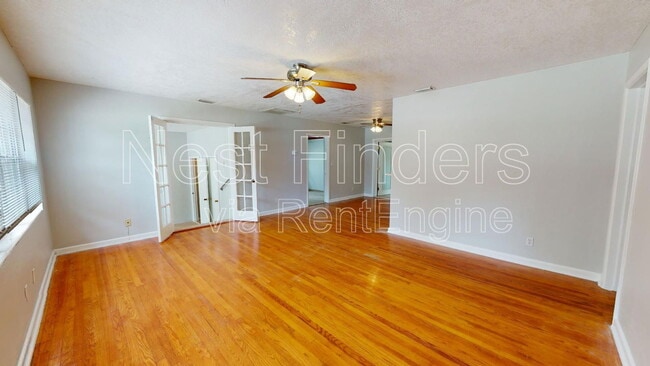 Photo - 8229 Hogan Rd