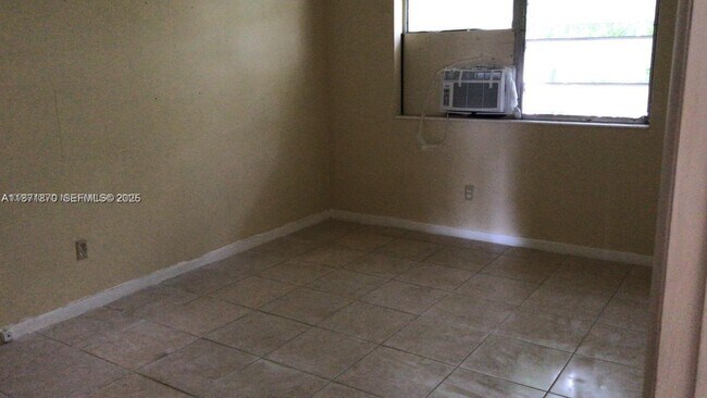 Photo - 13990 NE 20th Ct Unit 6