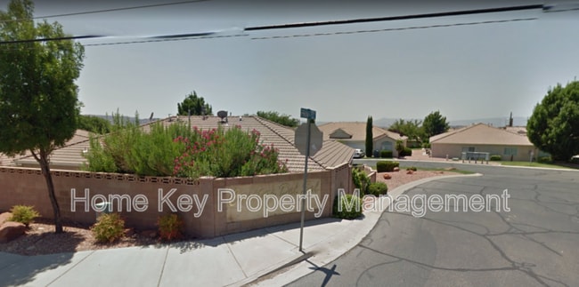 2056 E Middleton Dr