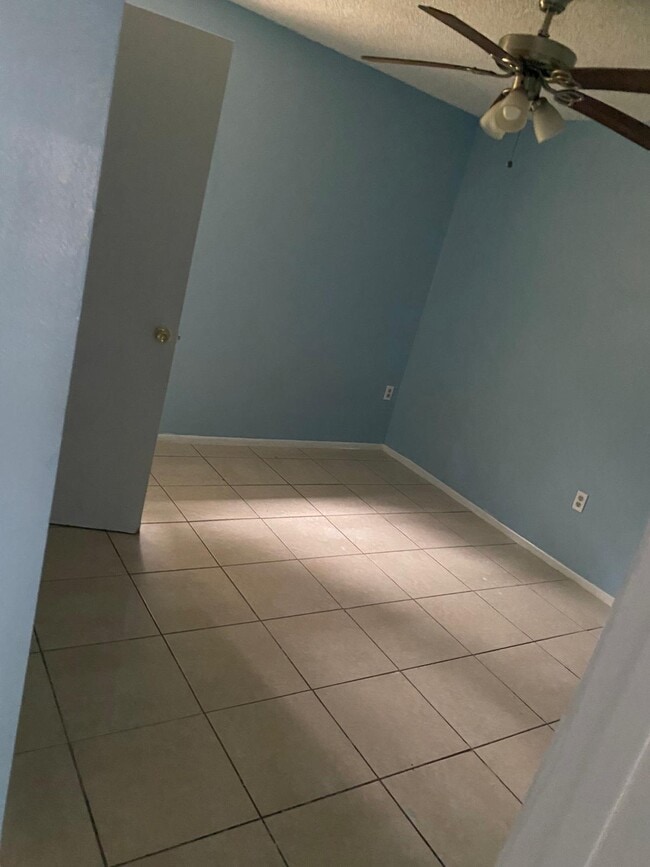 Photo - 1013 S Persimmon Ave