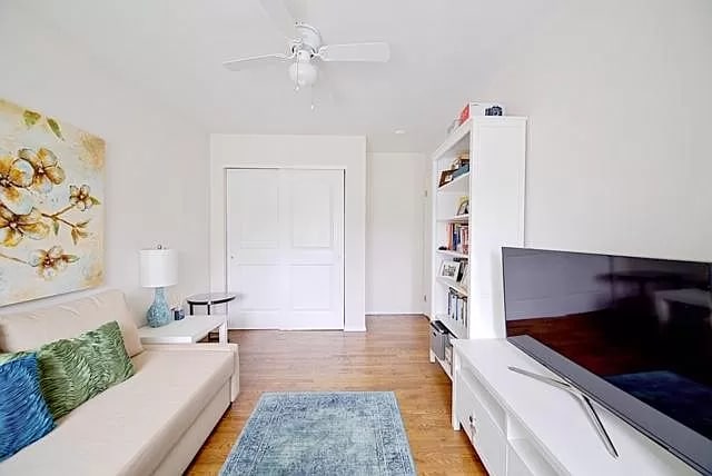 Photo - 266 Edward Ave Unit 2