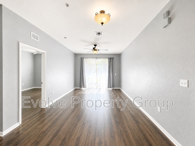 Photo - 8775 Sartori St