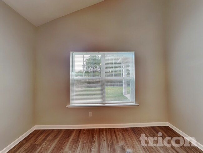 Photo - 133 Brewers Oak Ln