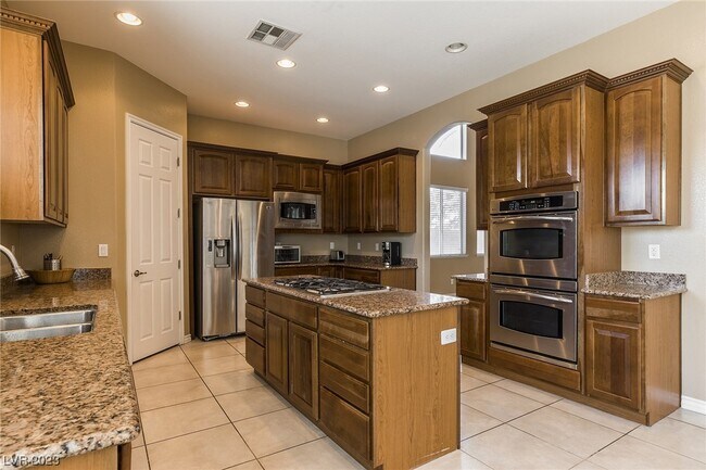 Photo - 9481 Kickapoo Ave