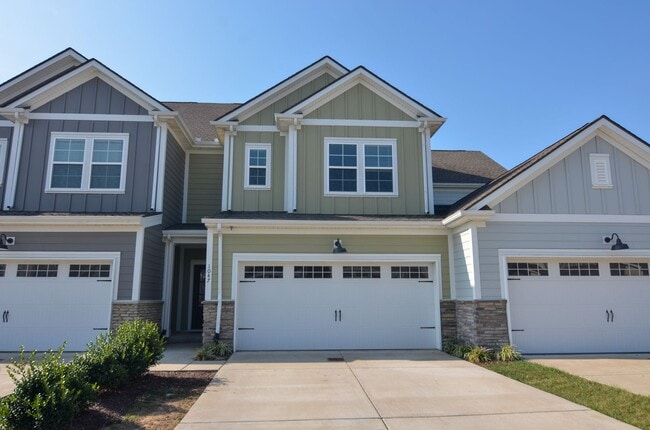 Building Photo - Stunner in Harvest Point Rental