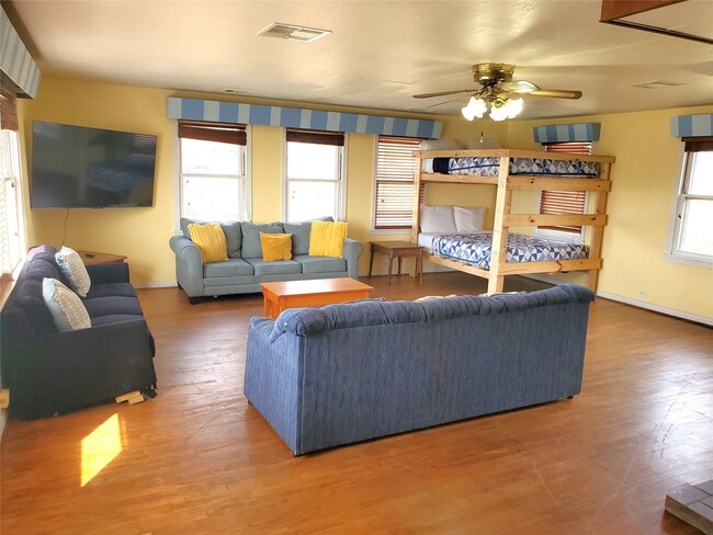 Photo - 2116 Grover Ave