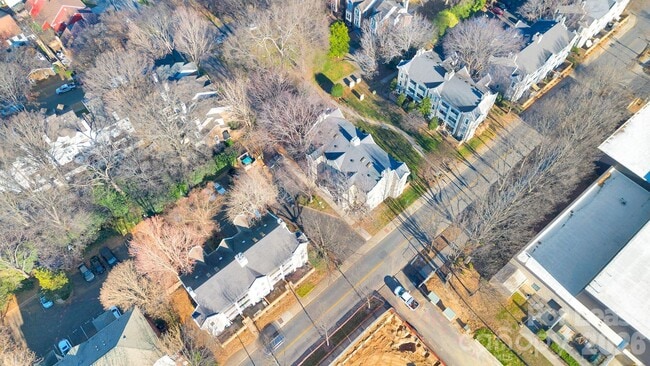 Photo - 300 S Cedar St Unidad 2