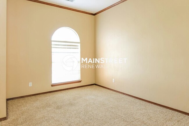 4 Bedroom Pet-Friendly Home in Oklahoma City, OK with Main Street Renewal