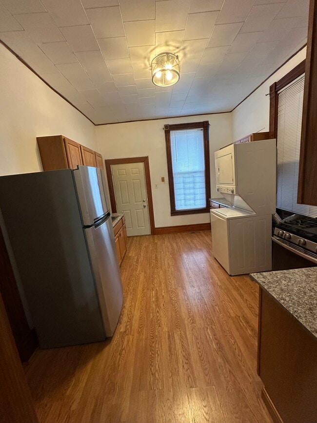 Building Photo - 3153 S Emerald Ave Unit 1 rear Rental