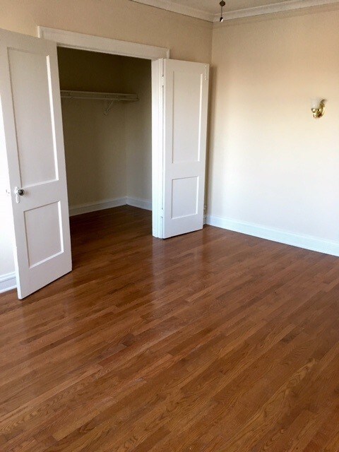 4546 N Damen Ave Unit 314