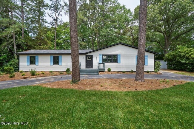 Building Photo - 420 S Ashe St