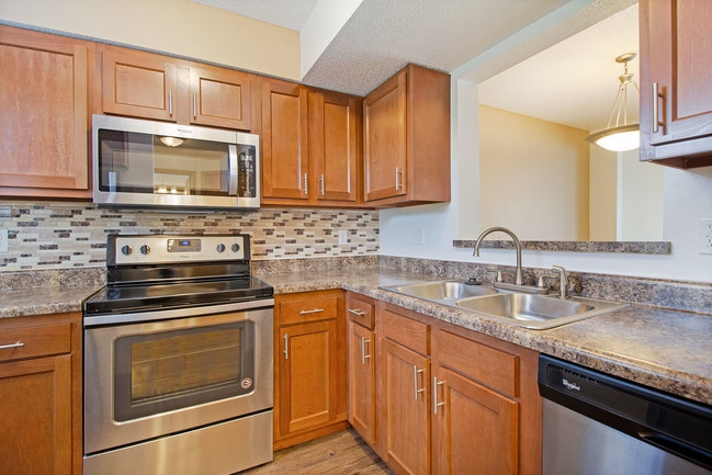 Savannah Trace Townhomes