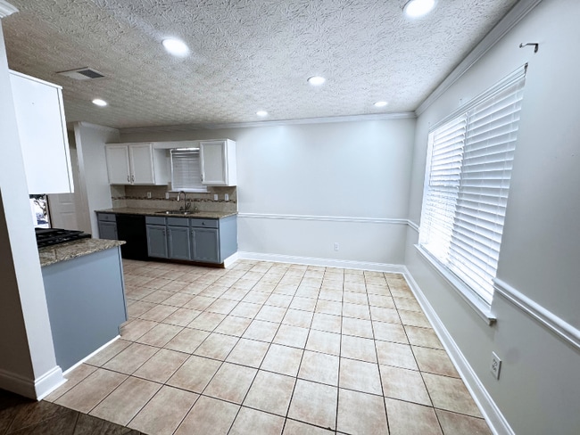 Photo - 26 Angel Trace