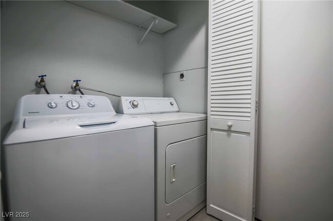 Photo - 7399 Topeka Dr