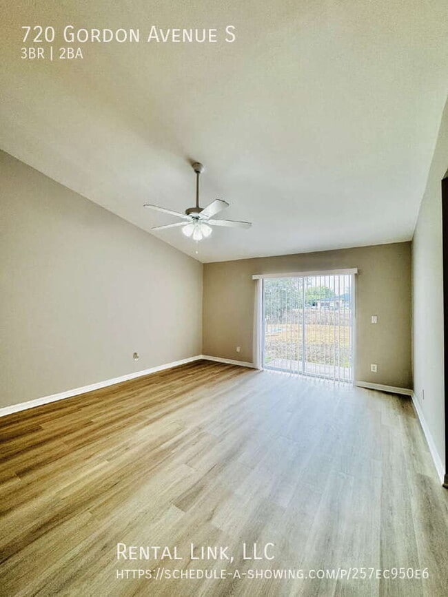 Photo - 720 Gordon Ave S