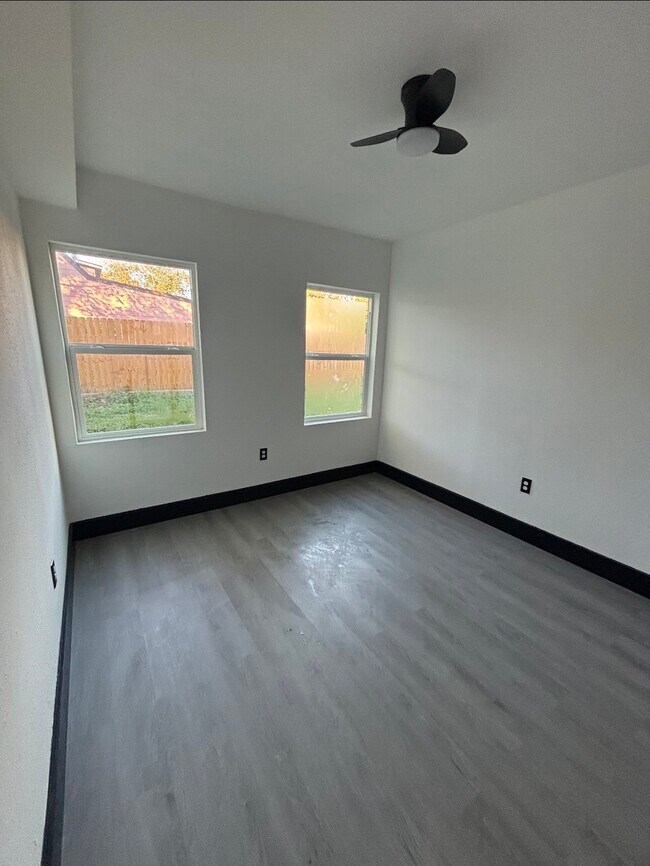 Photo - 7213 Moline St Unidad 1