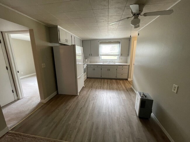 Photo - JEAE 321 Unit 3880 B