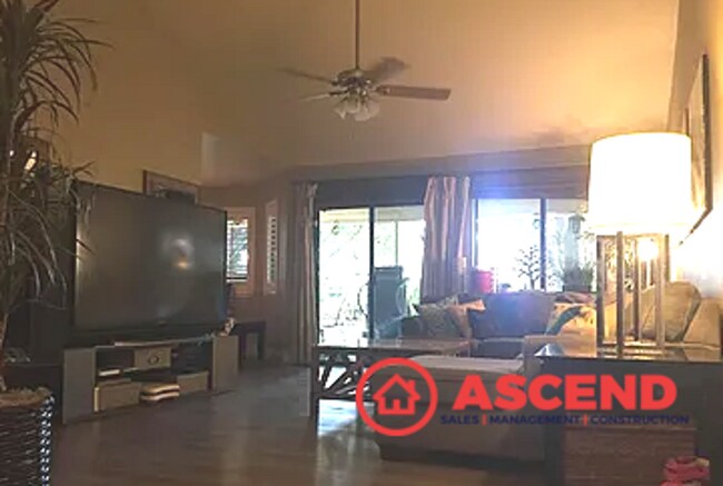 Photo - Beautiful 4 Bedroom Home Near Coffee Rd. & Hageman Rd.