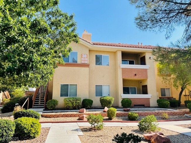 Photo - 1050 E Cactus Ave Unit 1117