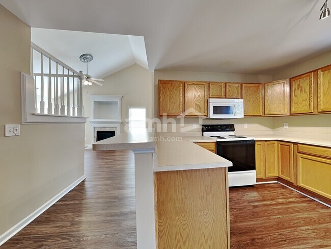 Photo - 1941 Sterling Hill Dr