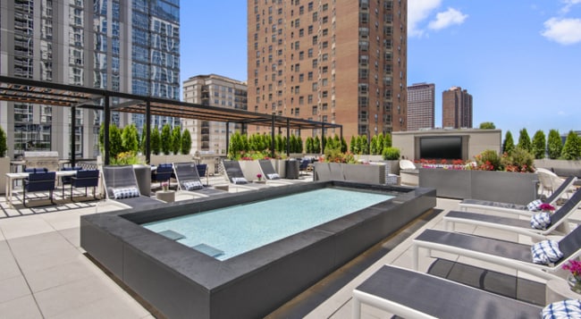 Photo - 5 E Delaware Pl