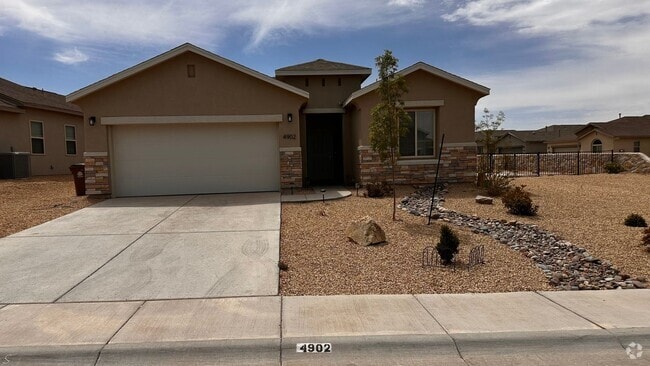 Building Photo - 4902 Arabela Dr Rental