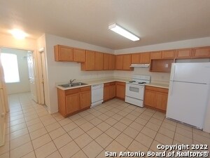 Photo - 8017 Maverick Climb