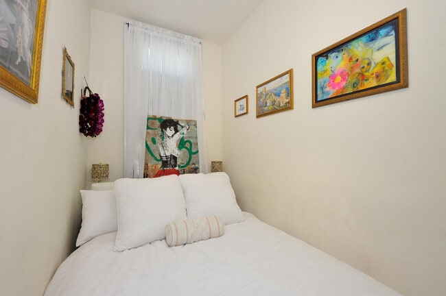 Photo - 120 E 40th St Unit FL2-ID1039014P