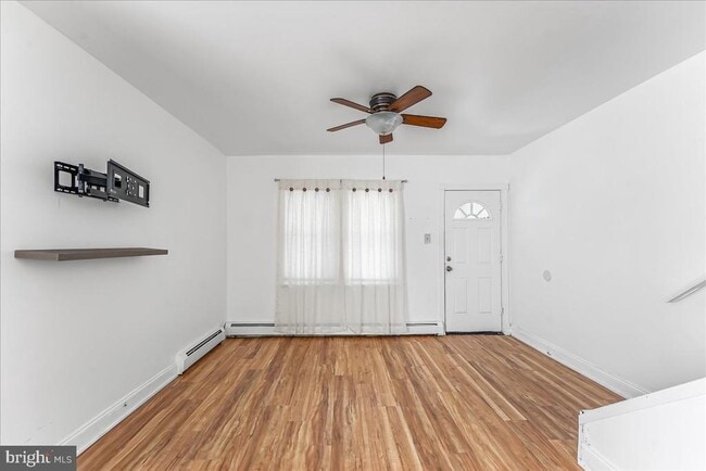 Photo - 632 Taylor Ave