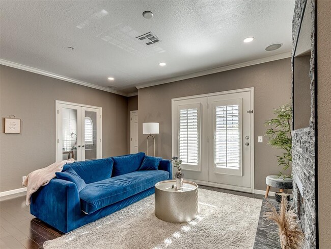 Photo - 6162 N Brookline Ave Unit 22