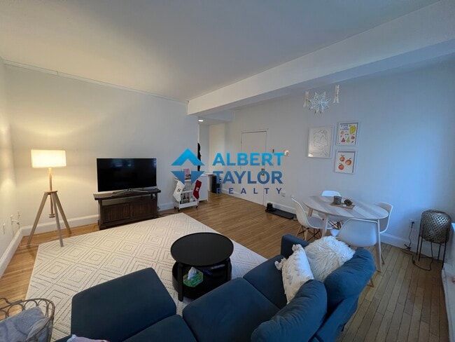 Photo - 41 Cunard St