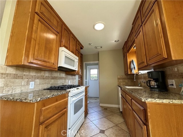 Photo - 4981 Lincoln Ave