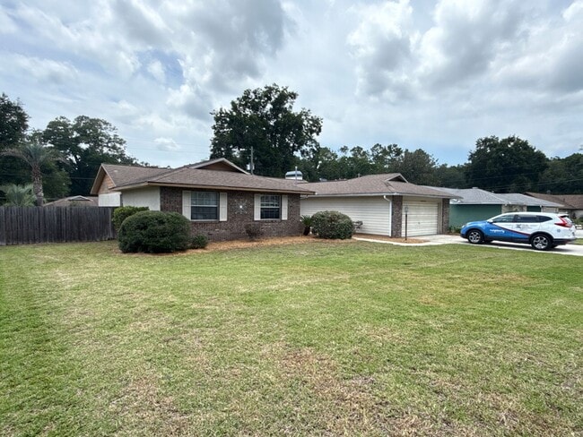 Photo - SLEEPY HOLLOW 3/2/2 Pool Home